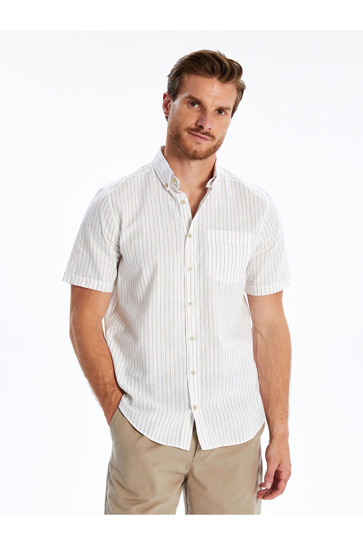 LC Waikiki Regular Fit Kısa Kollu Çizgili Keten Karışımlı Erkek Gömlek