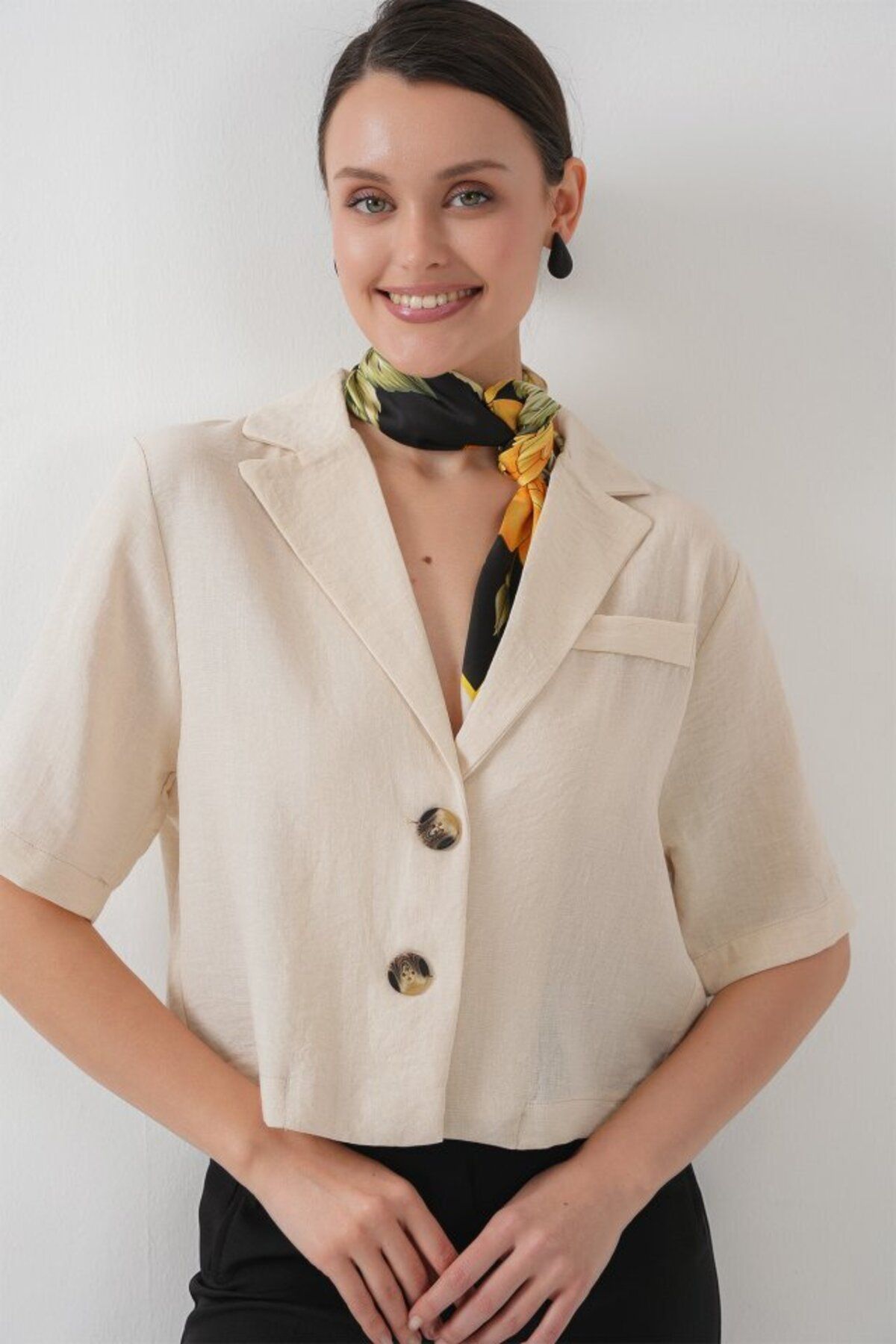 D&M Life Collection 0706 Crop Keten Ceket - M. Krem