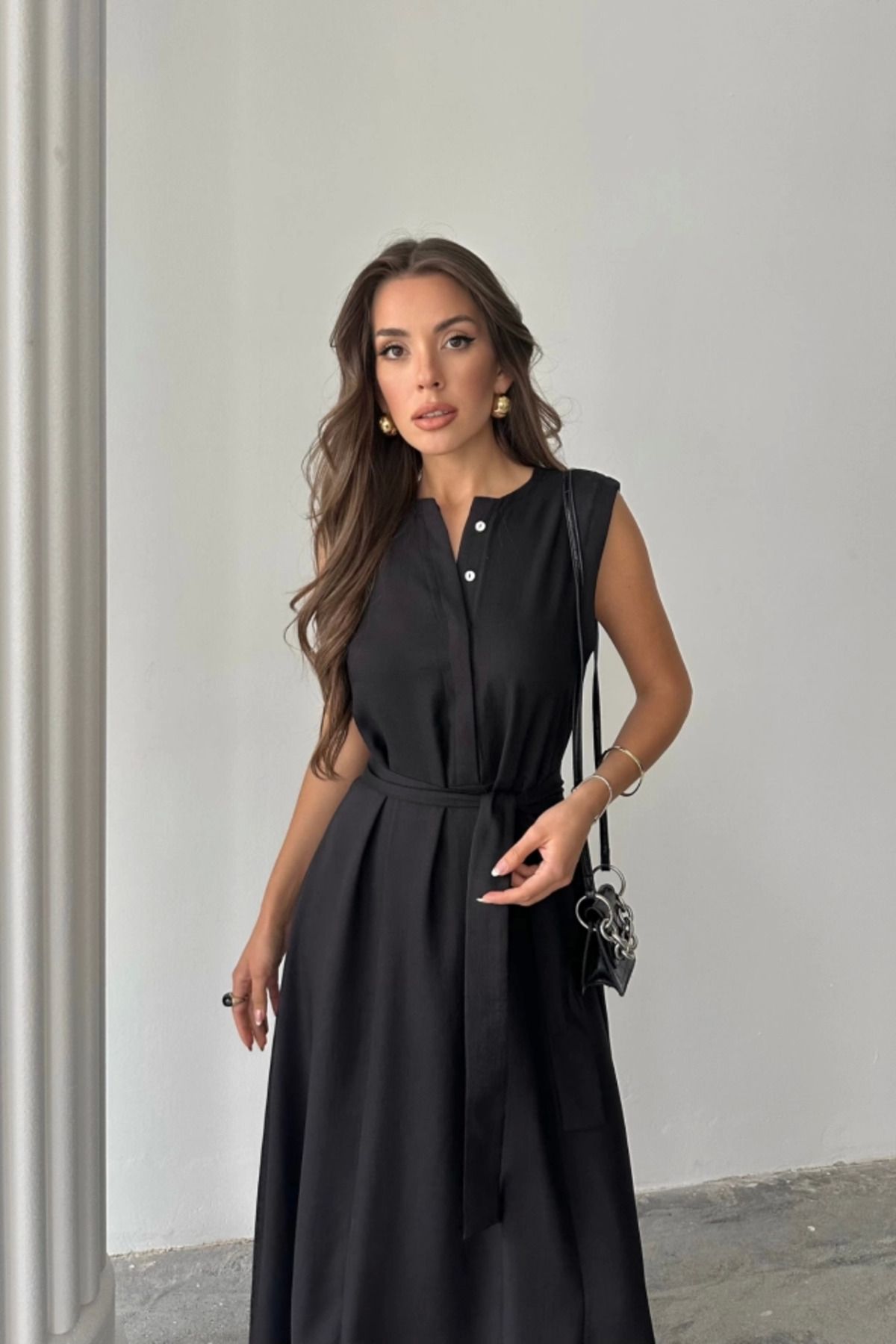 ZORM Siyah Keten Maxi Elbise - Bel Bağlamalı Moda Elbise