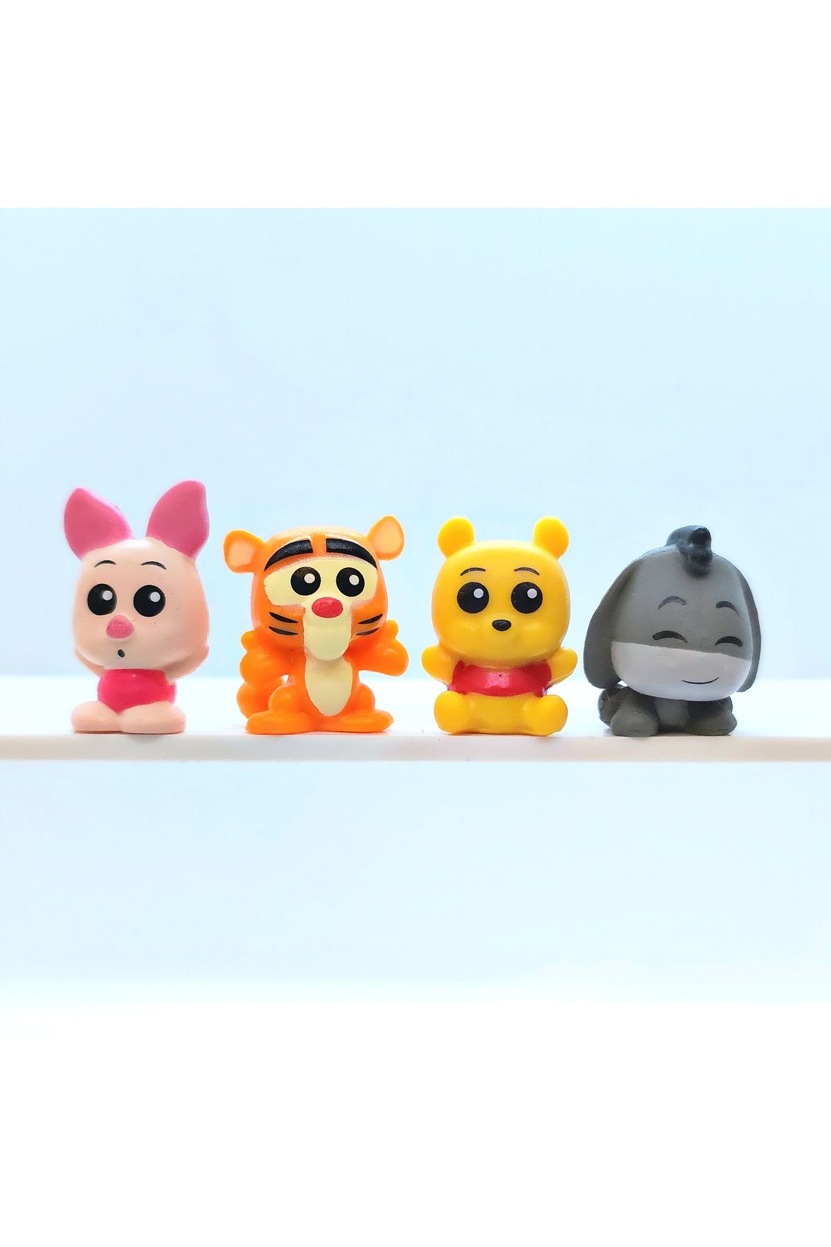 DEK Winnie The Pooh ve Arkadaşları Mini Figür Seti - 4'lü Sevimli Koleksiyon Oyuncakları (2.5 - 3 cm)