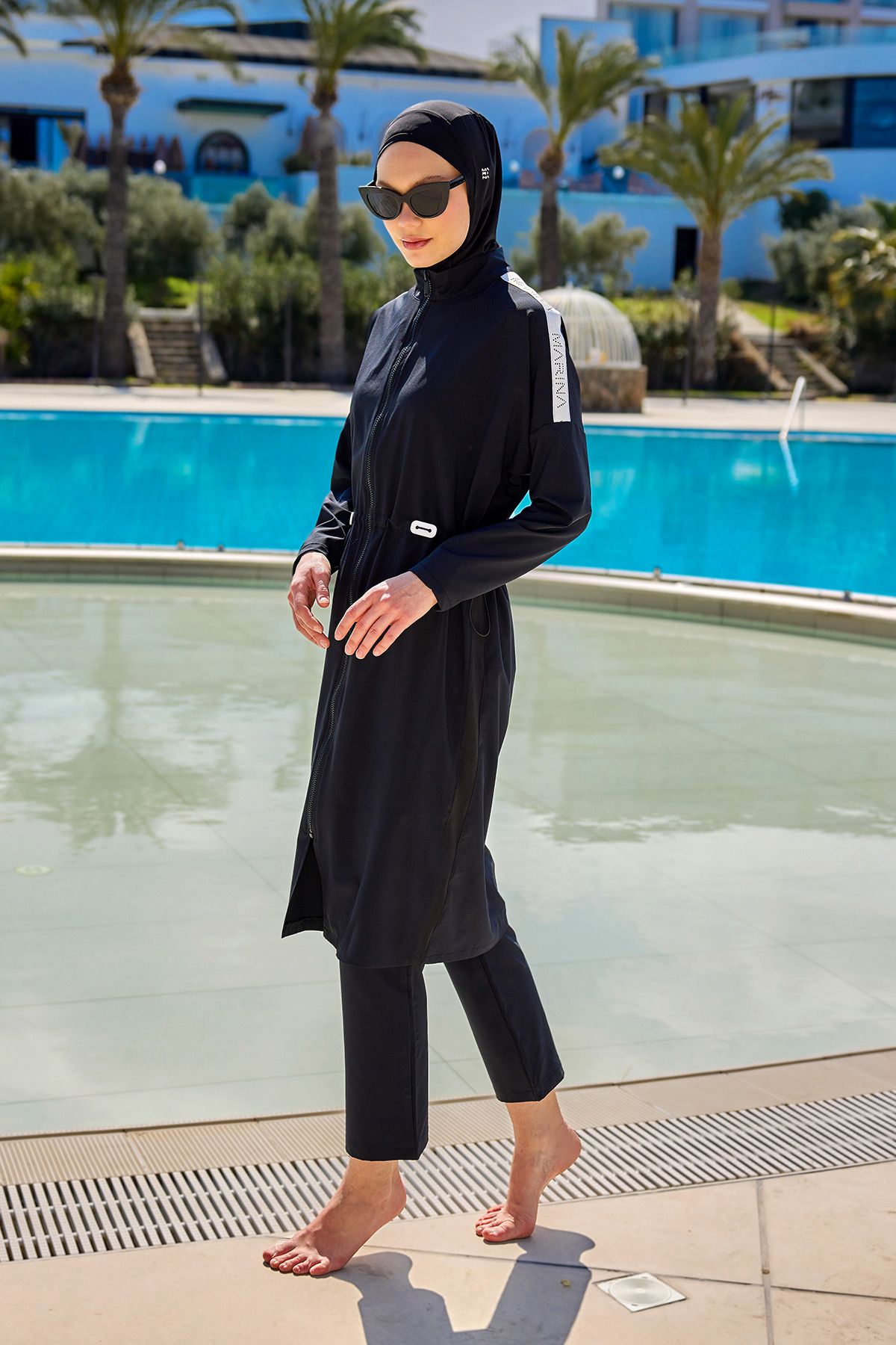 Marina Swimwear Siyah Tam Kapalı Tesettür Mayo Stoperli, Su Tahliyeli, Hakim Yakalı