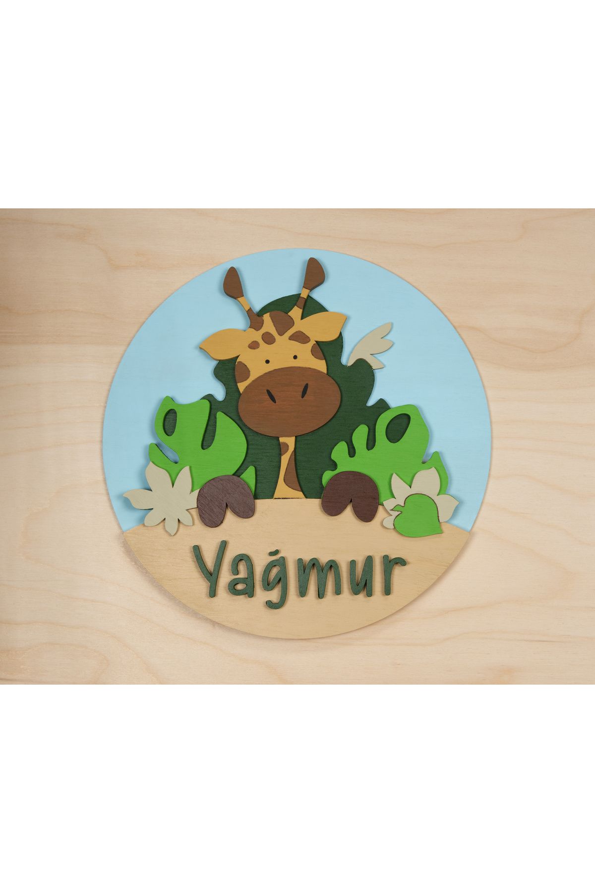 AngelicArt Kişiye Özel İsimli Zürafa Temalı 3D Ahşap Duvar Panosu - Çocuk Odası Dekorasyonu (El Yapımı)