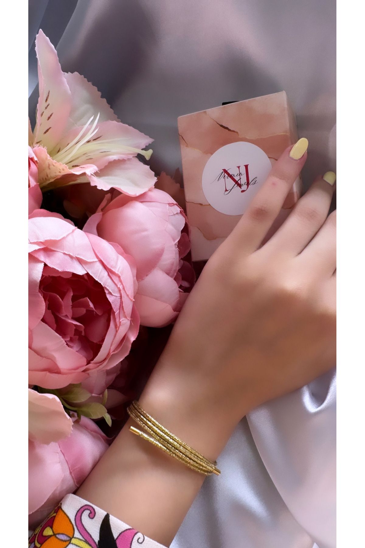 Nermin Jewels Mıknatıslı ip bileklik Magnet Yapışkan