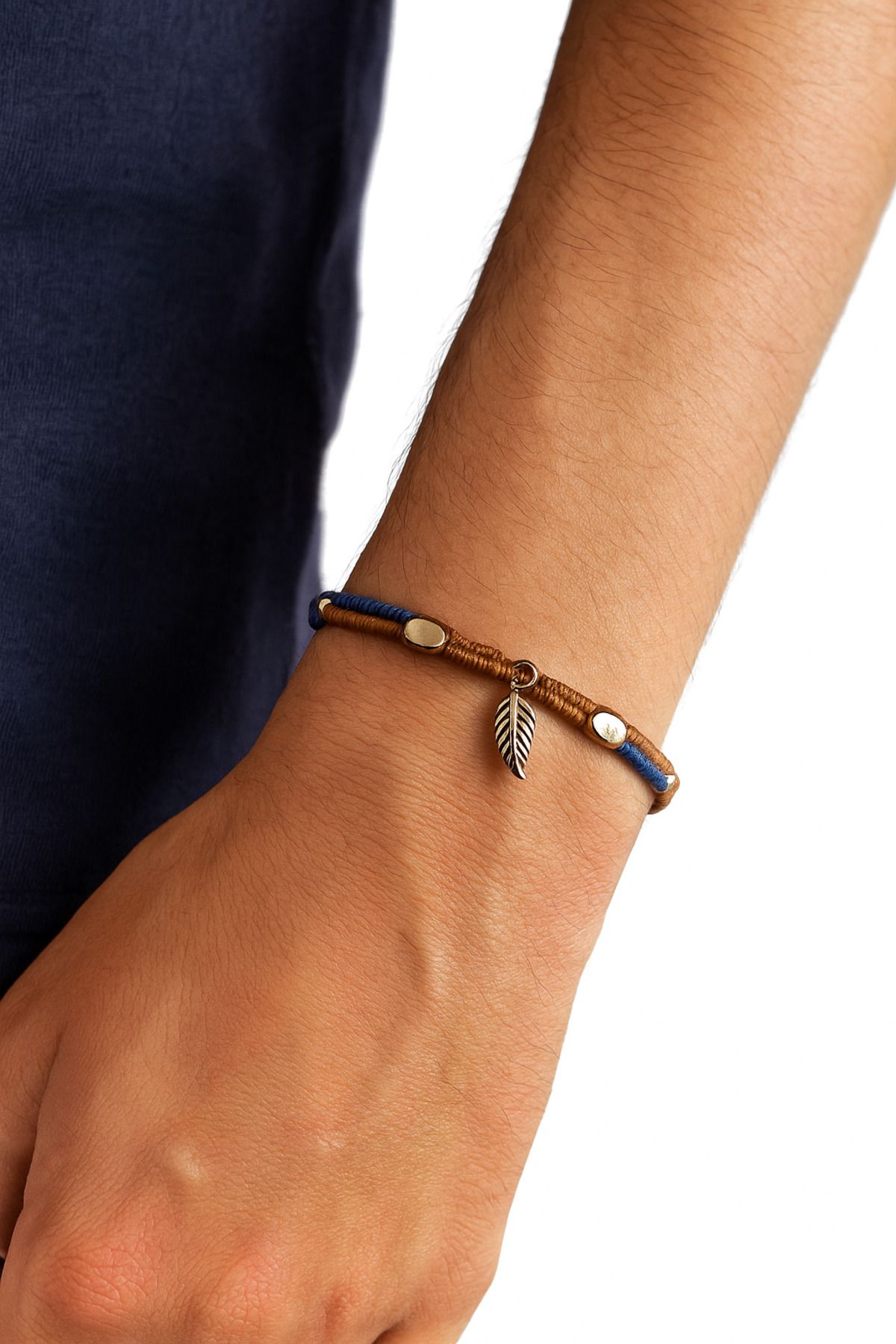 She Sells Gümüş Kaplama Toplar ve Yaprak Detaylı Unisex Bileklik