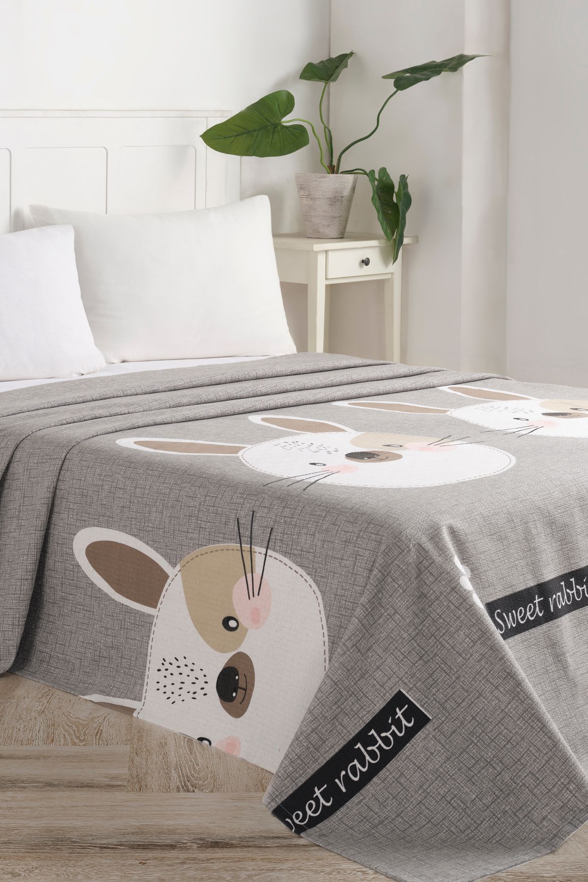 Eponj Home Doğal Pike Baskılı Battal 220x230cm Tavşancık A.Kahve-Gri-Pembe