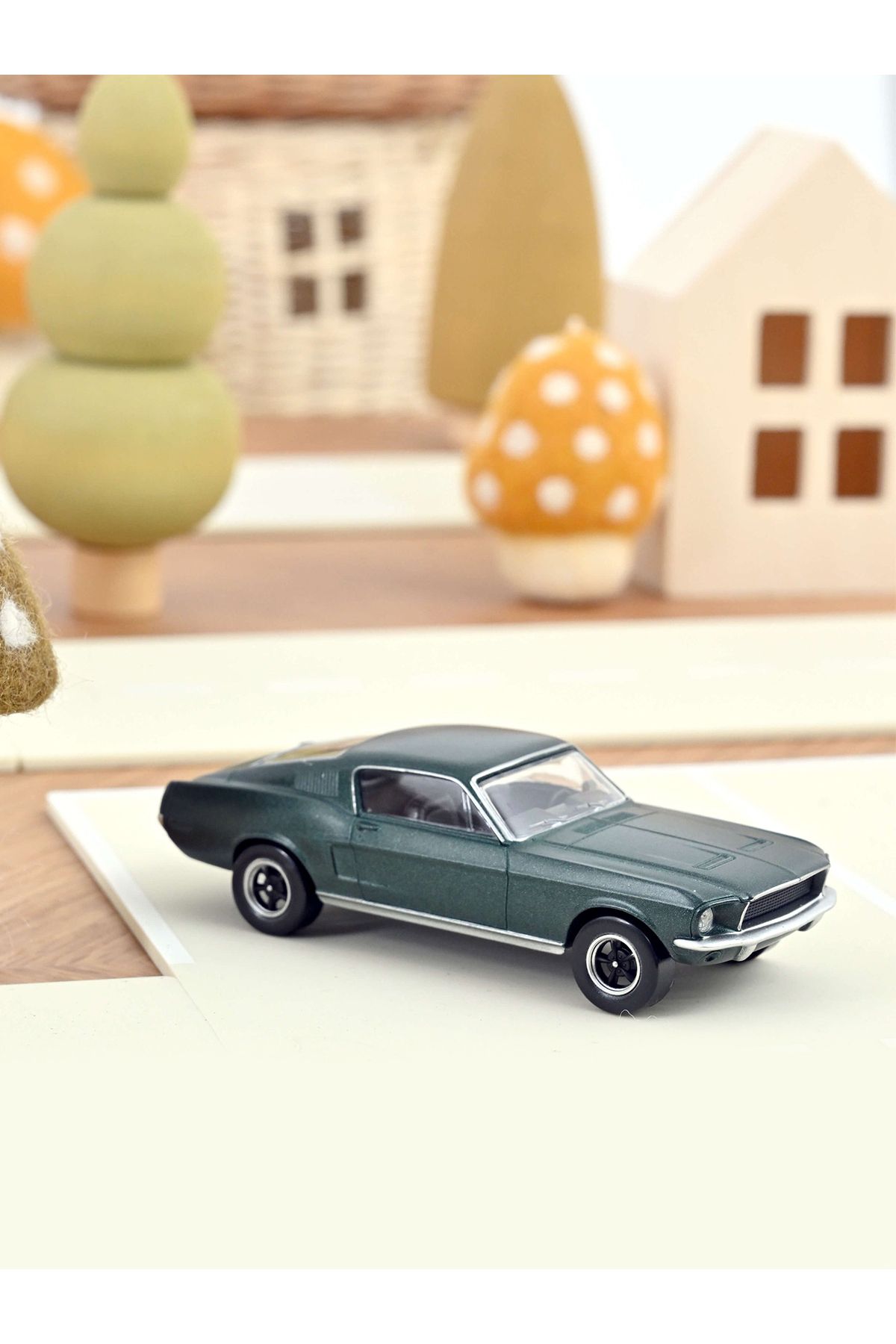 Norev 1:43 Norev 1968 Ford Fastback 'Bullitt' Jet Car