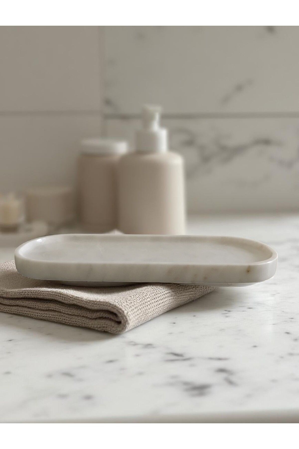 Hangora Oval Mermer Banyo Düzenleyici Tepsi