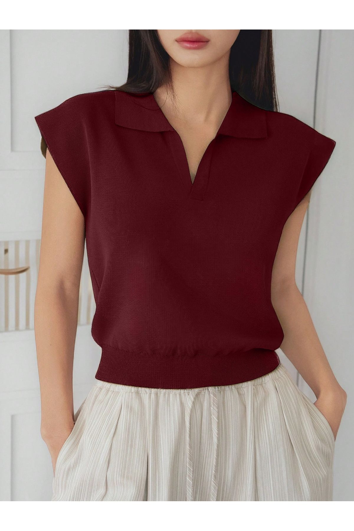 AQE FASHION Kadın Sıfır Kol Polo Yaka Kolsuz Rahat Kesim Şık Tasarım Terletmeyen Bordo Bluz