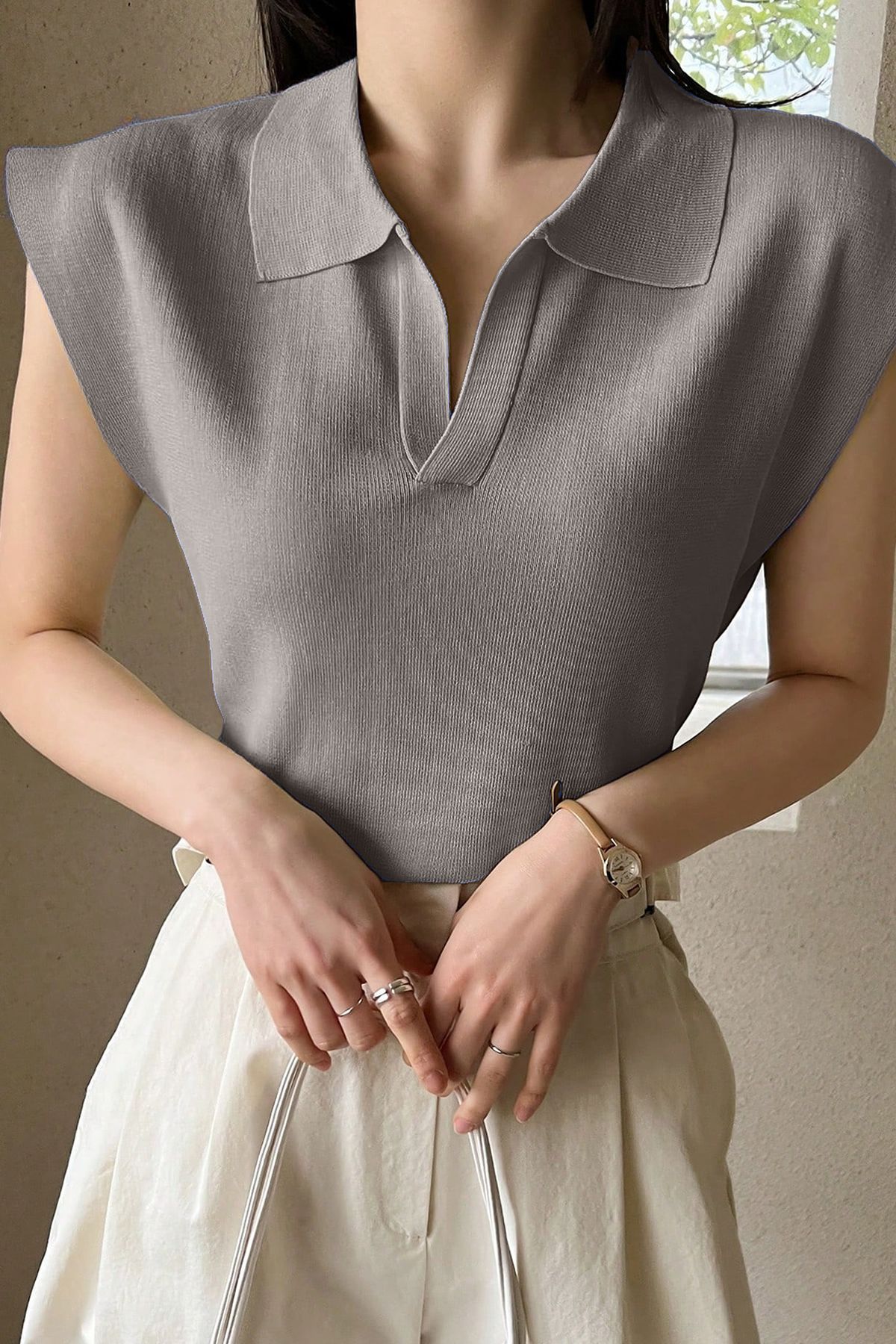 AQE FASHION Kadın Sıfır Kol Polo Yaka Kolsuz Rahat Kesim Şık Tasarım Terletmeyen Gri Bluz