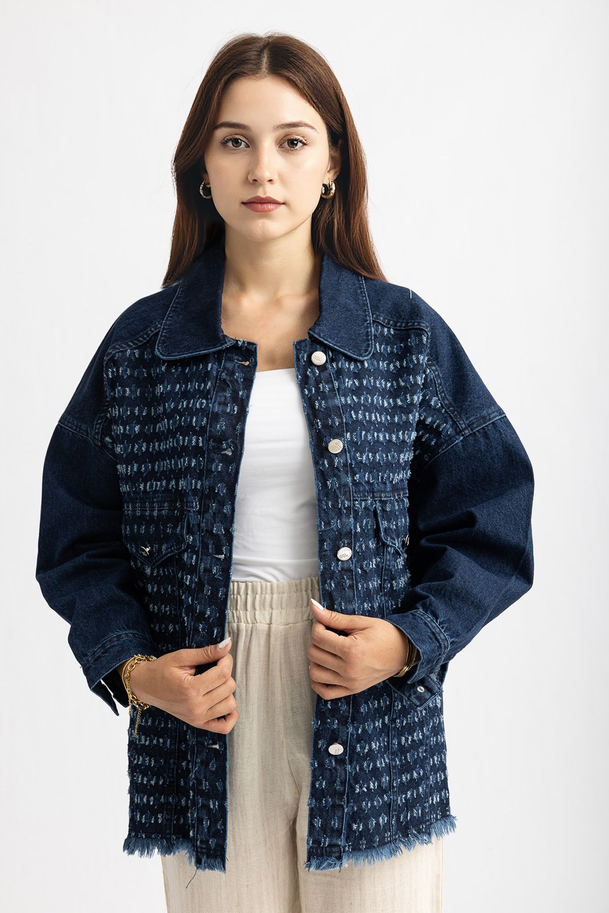Suede Style 5525 - Elişi Süslemeli Rahat Şık Kadın Kot Ceket