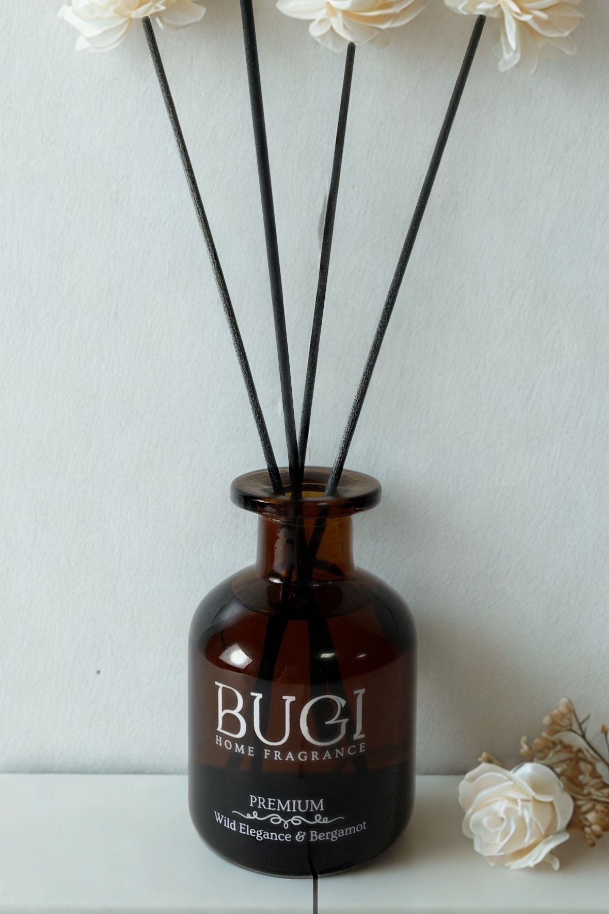 BUGİ HOME COLLECTİON Wild Elegance & Bergamot Çubuklu Ev, Oda Kokusu Odunsu Oda Kokusu 150ml