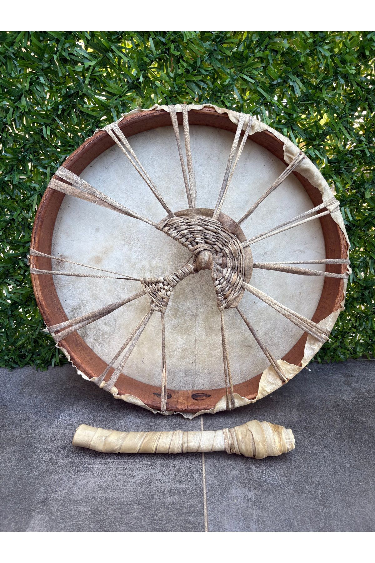 Elefra Percussion Elefra Şaman Davulu – Orijinal Deri & Ceviz Kasnak (44 cm) | Deri Tokmak ve Kılıf Hediyeli