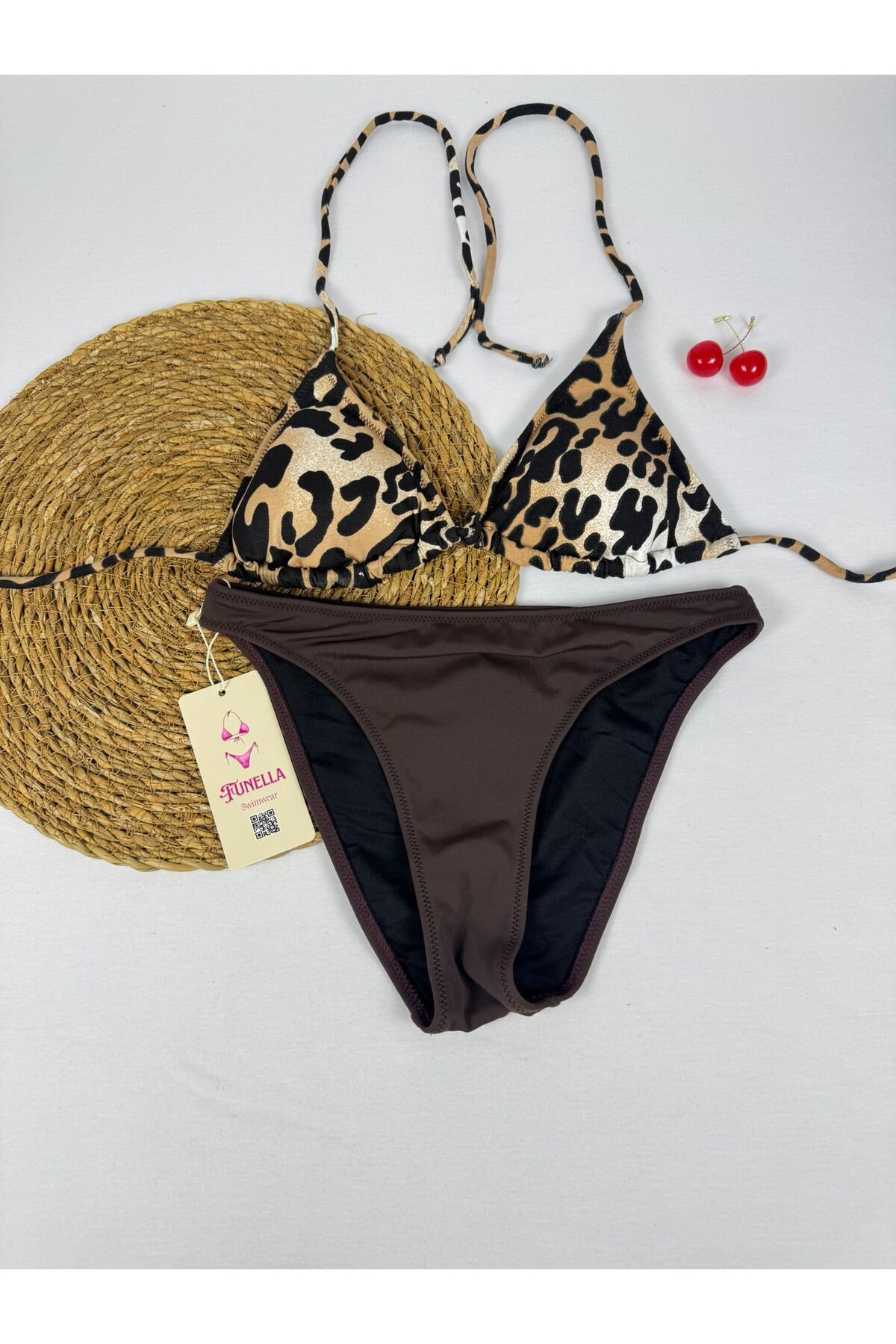 FUNELLA Likralı Leopar Desenli Üçgen Şık Kadın Bikini Takımı