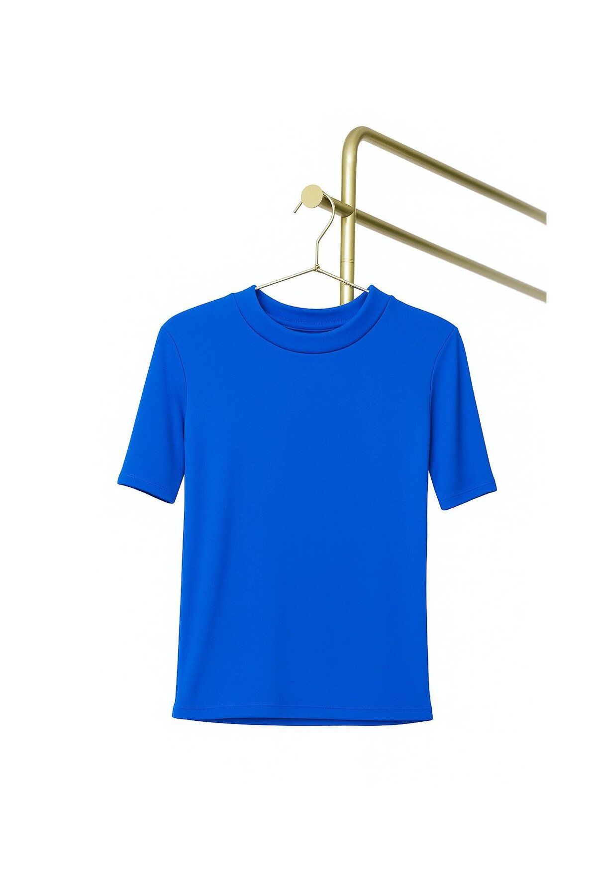 Sezgi Tekin Dik Yaka Pamuklu Fit Basic Tshirt
