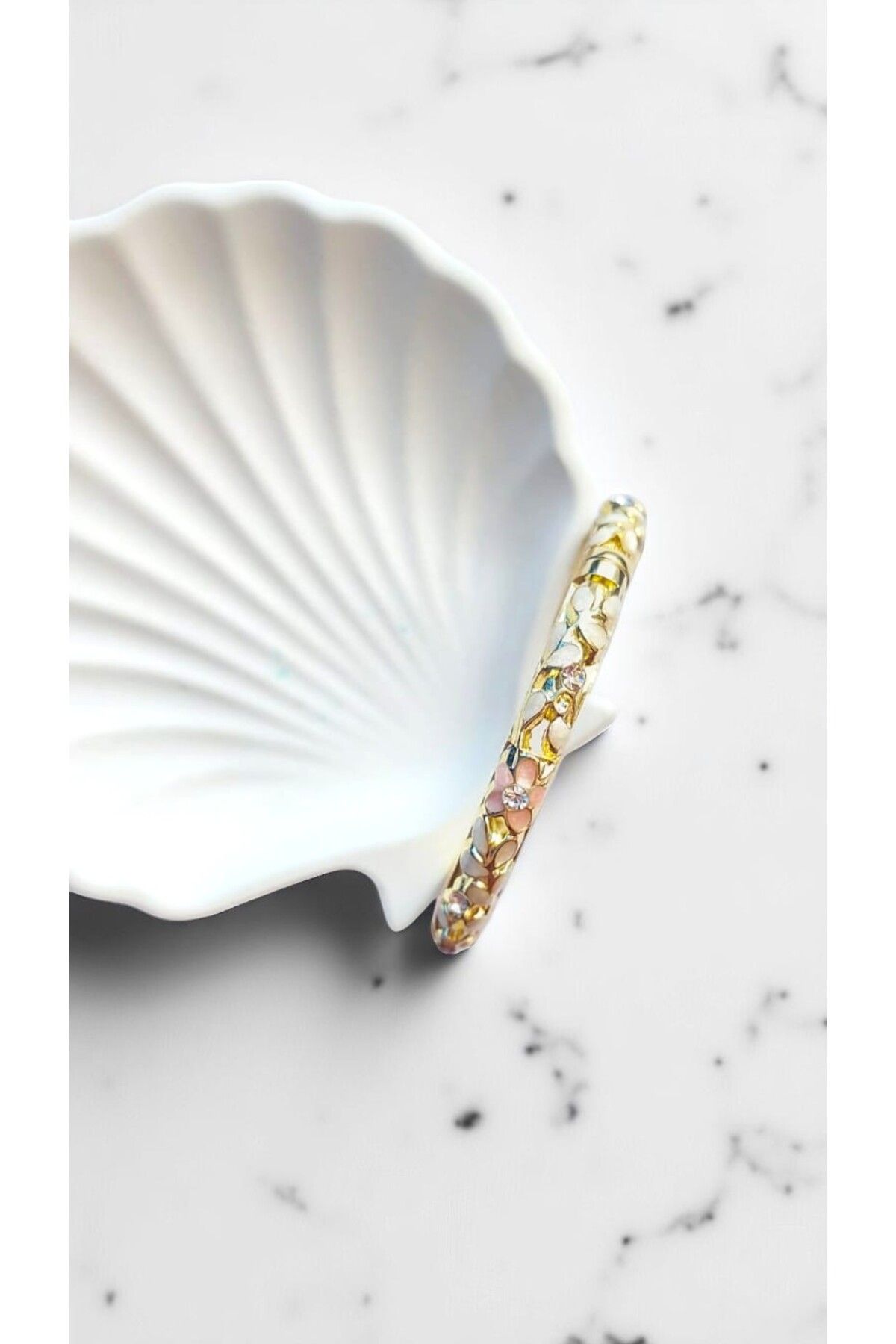 NOVA JEWELLERY Özel Seri Mineli Çelik Kelepçe