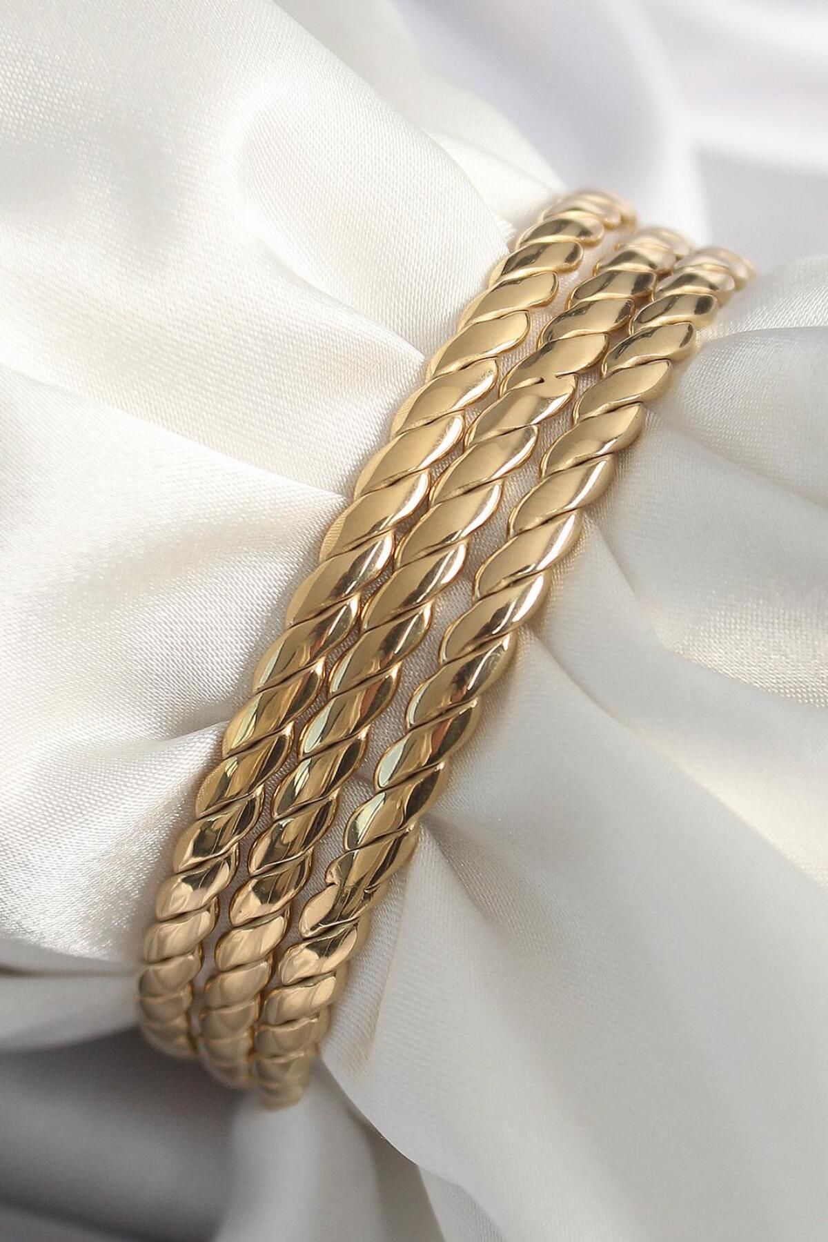 AfraBeauty 316L Çelik Gold Renk 60 mm Burma Ajda Model Kadın Bileklik