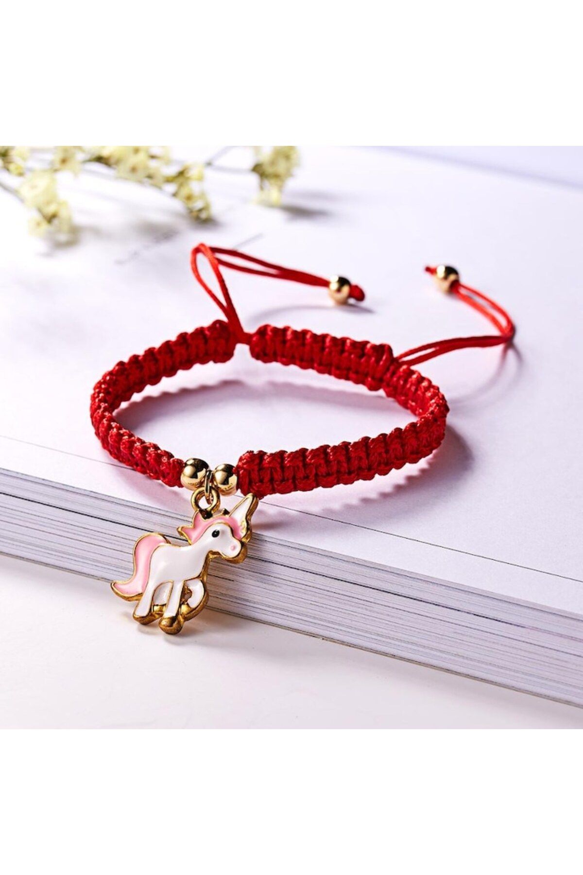 Tessero-- Handmade string bracelet with unicorn-shaped pendant, adjustable size, red 3
