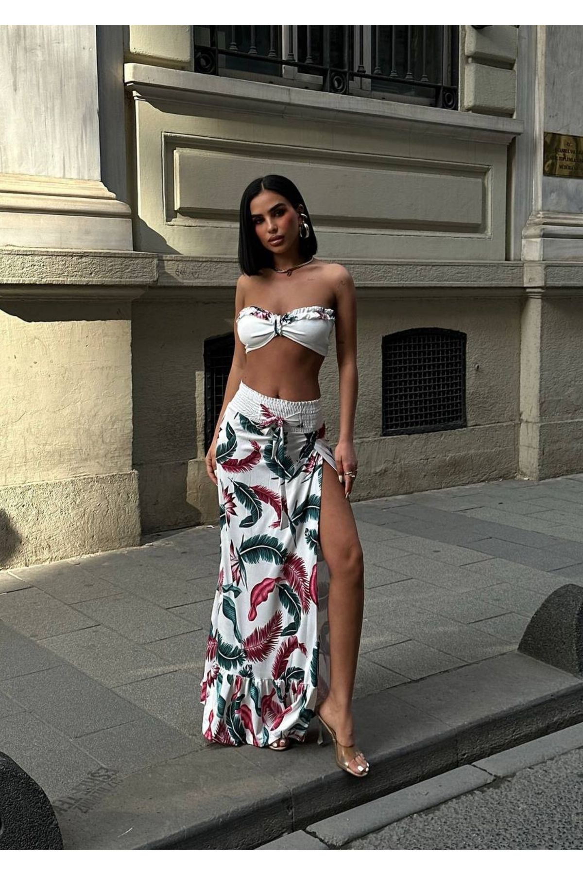 Love Fab Straplez Crop Yırtmaçlı Gipeli Maxi Boy Etek Takım