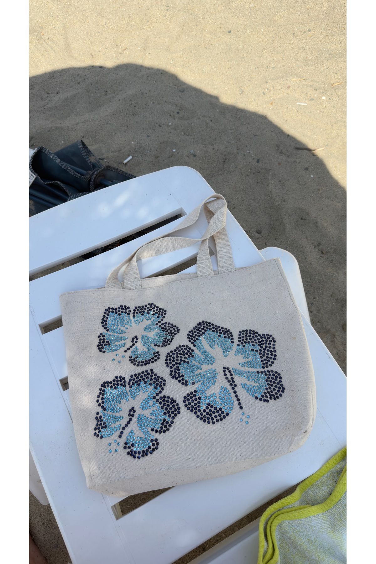 PIRILTISHOP Bez çiçek desenli taşlı çanta