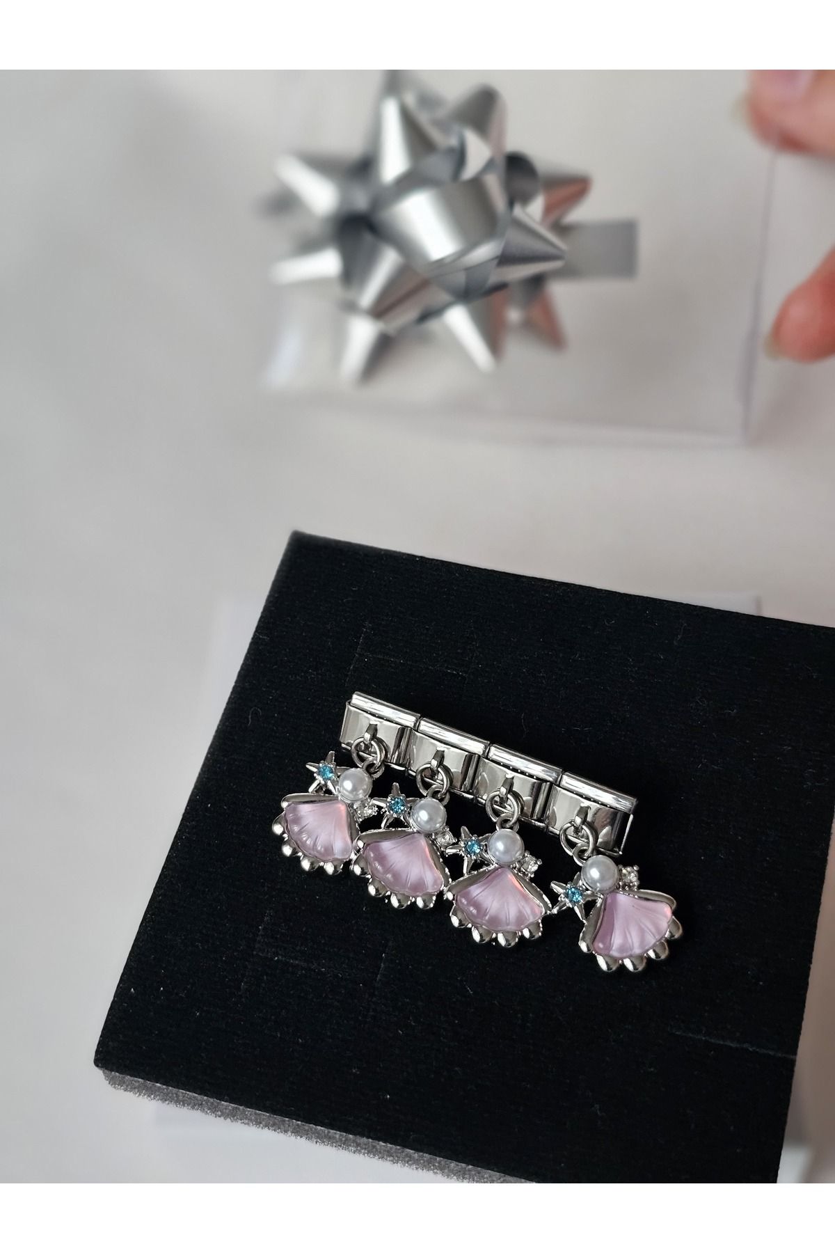 Roya Happiness İTALYAN NOMİ CHARM SALLANTILI FİGÜRLÜ CHARM 1 ADET FİYATIDIR HEDİYE KUTULU YOLLANIR