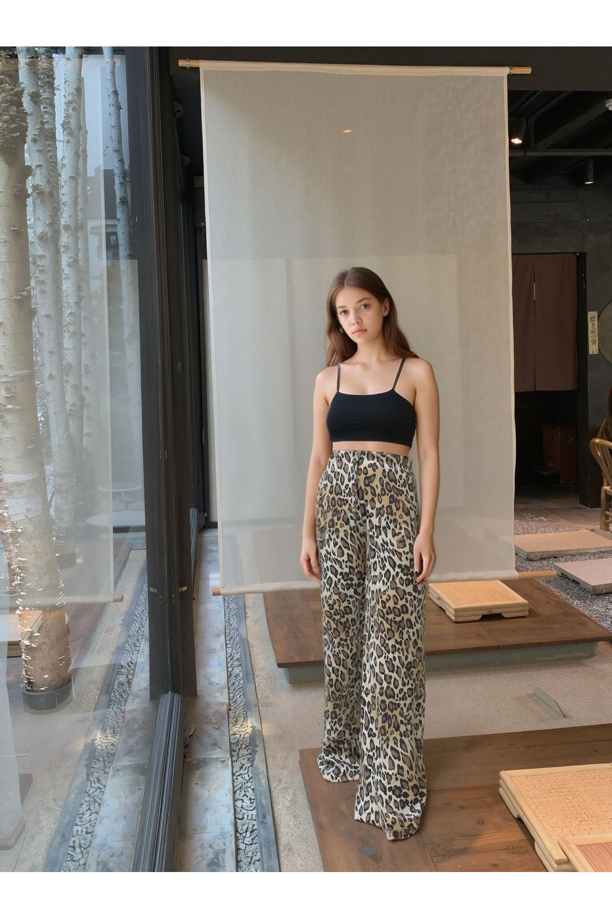 VNYA collection Yüksek Bel Bol Paça Leopar Pantolon Kadın