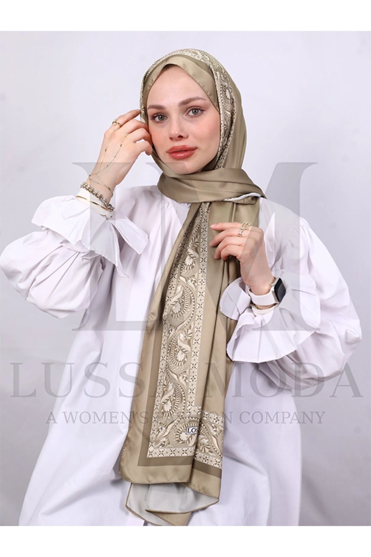 LUSSAMODA VUAL İPEK ŞAL KÖŞE ETNİK DESENLİ