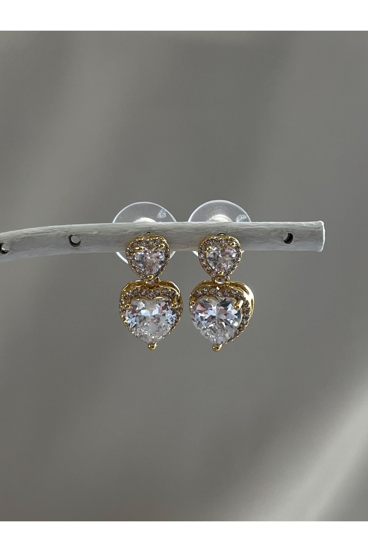 MODA Zirkon Taşlı Gold Kalpli Küpe