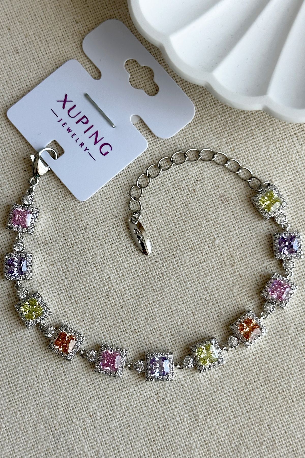 Modacaprea Xuping Renkli Taşlı Kare Kadın Bileklik – 16+3 cm | Gümüş Renk Kararmaz Xuping Takı