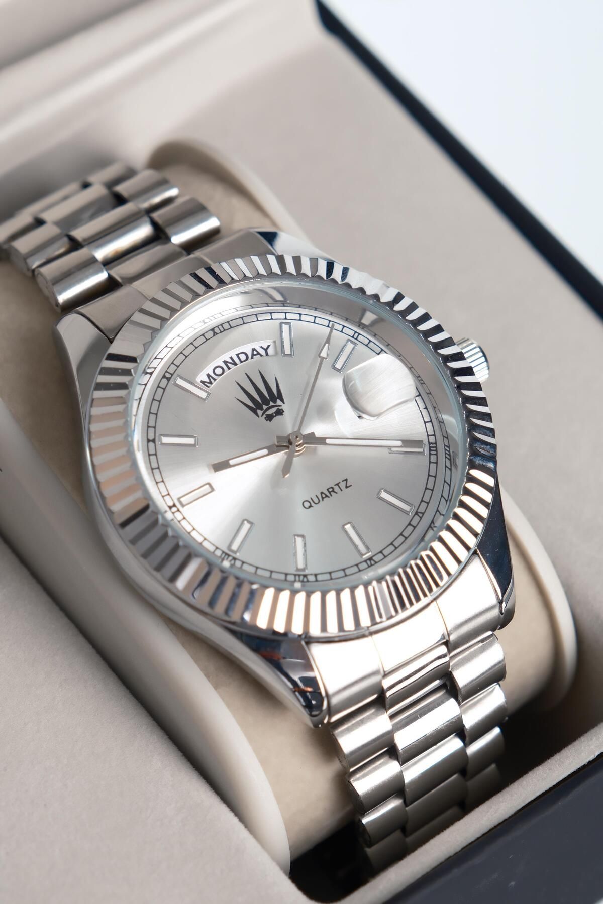 WATCHOFROYAL Valentor Silver Kol Saati