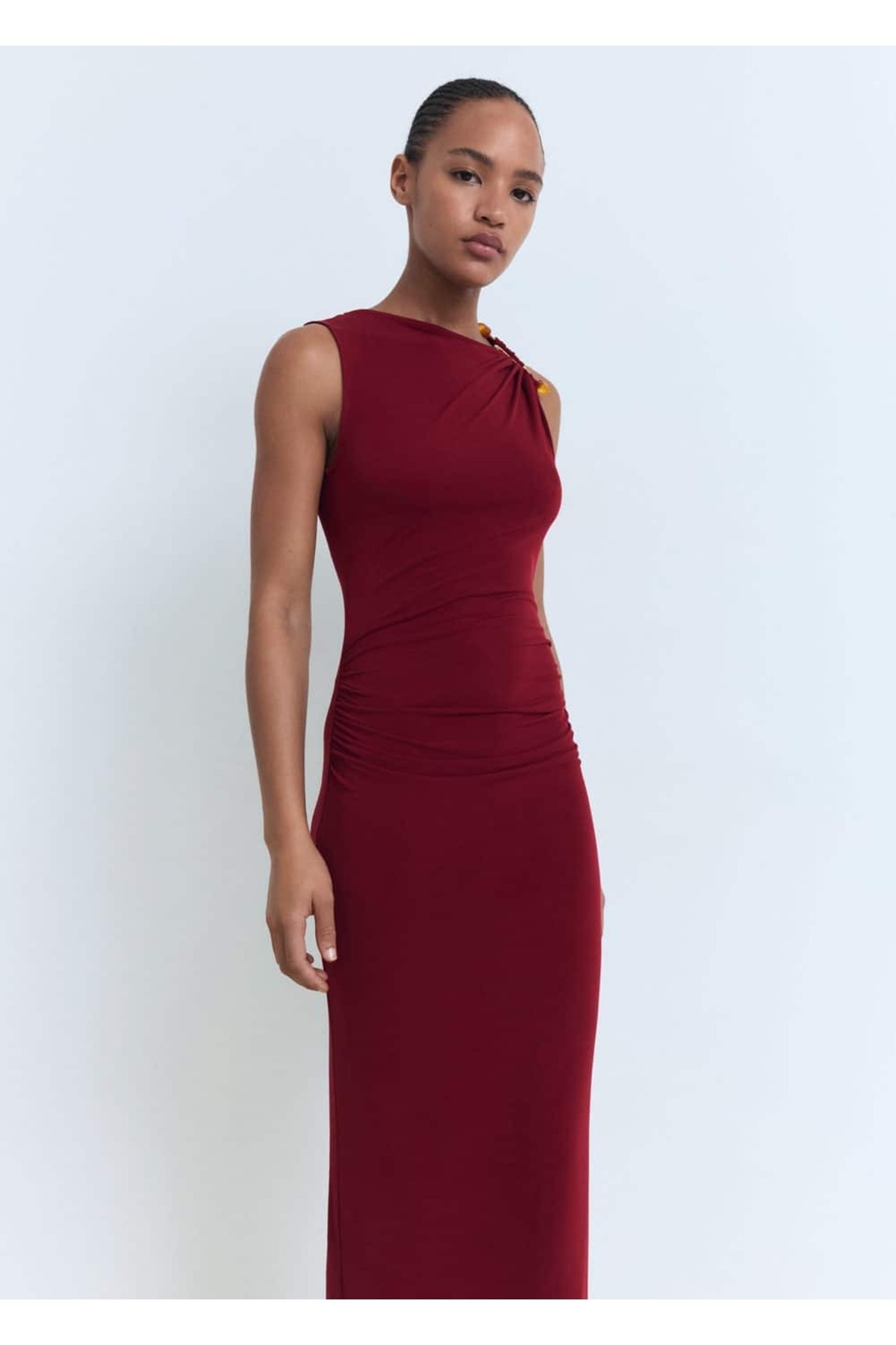 Mücevher detaylı midi elbise