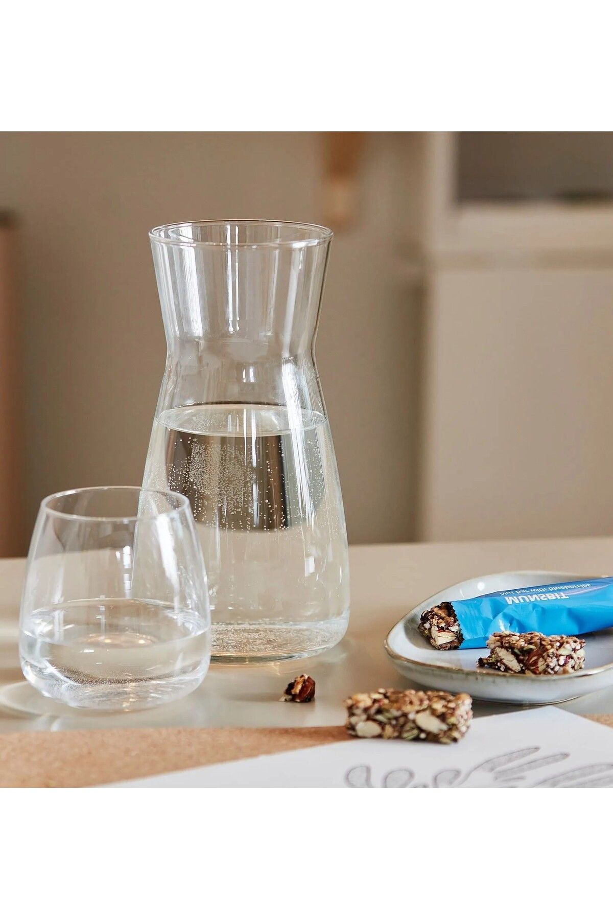 IKEA QUALİTY Cam Karaf Sürahi Yükseklik 20 Cm İkea Su Şişesi Şeffaf Cam Şişe Hacim 1 Litre