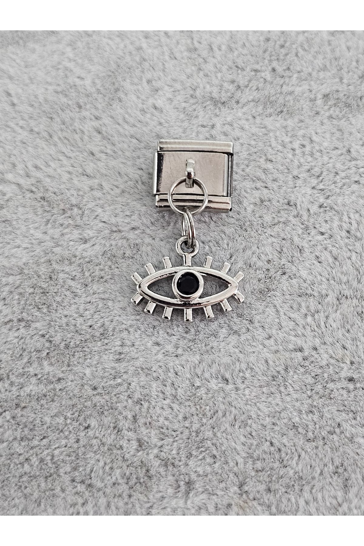SiestaAccessories Siyah Taşlı Göz Sallantılı İtalyan Bileklik Charm