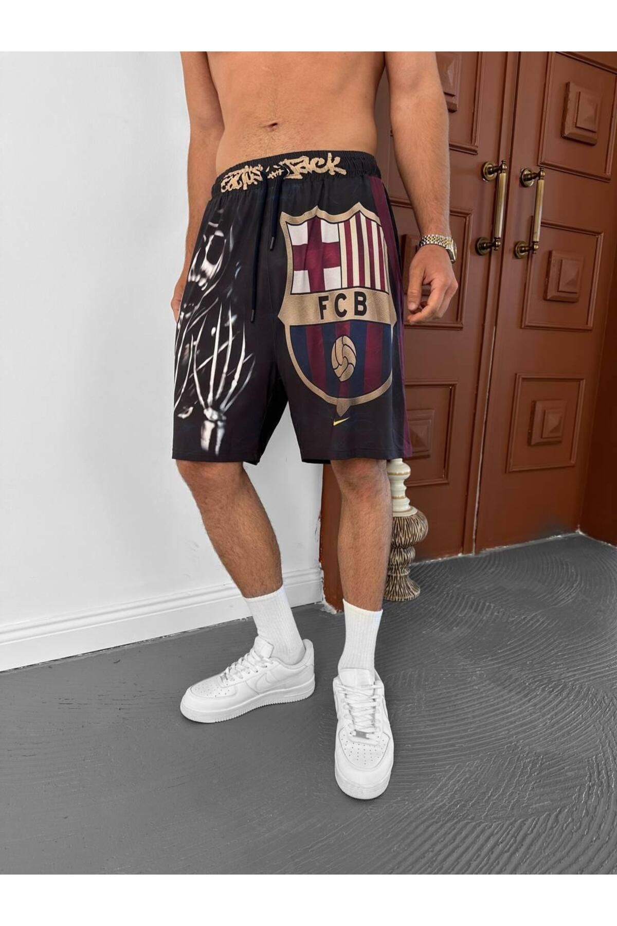 NOYA BUTİK BARÇA SPOR DETAYLI ŞORT