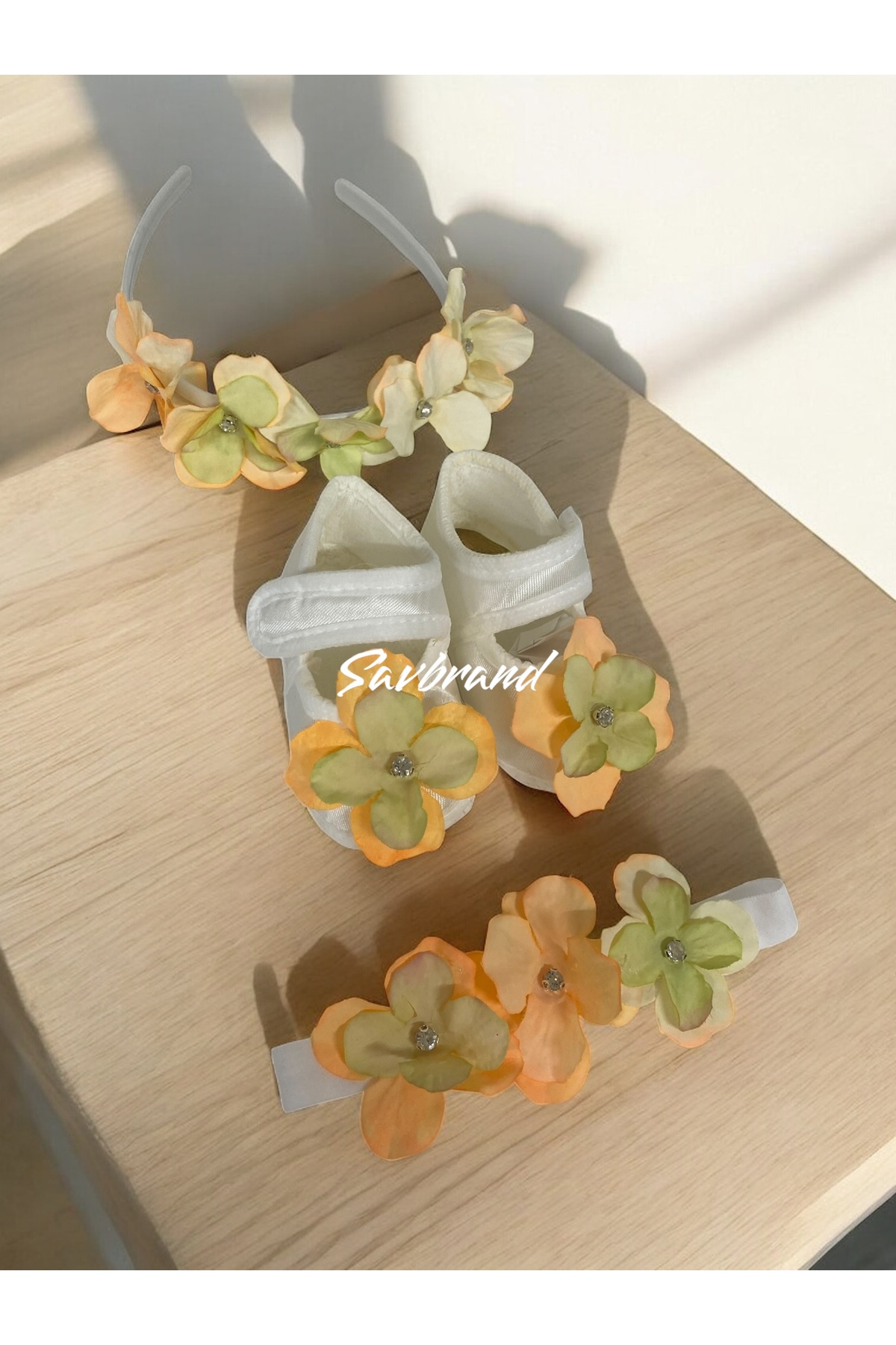 SavBrand Ortancalı Lohusa Anne Tacı Bandanası ve Bebek Patiği fotoğrafı 5 (önizleme)