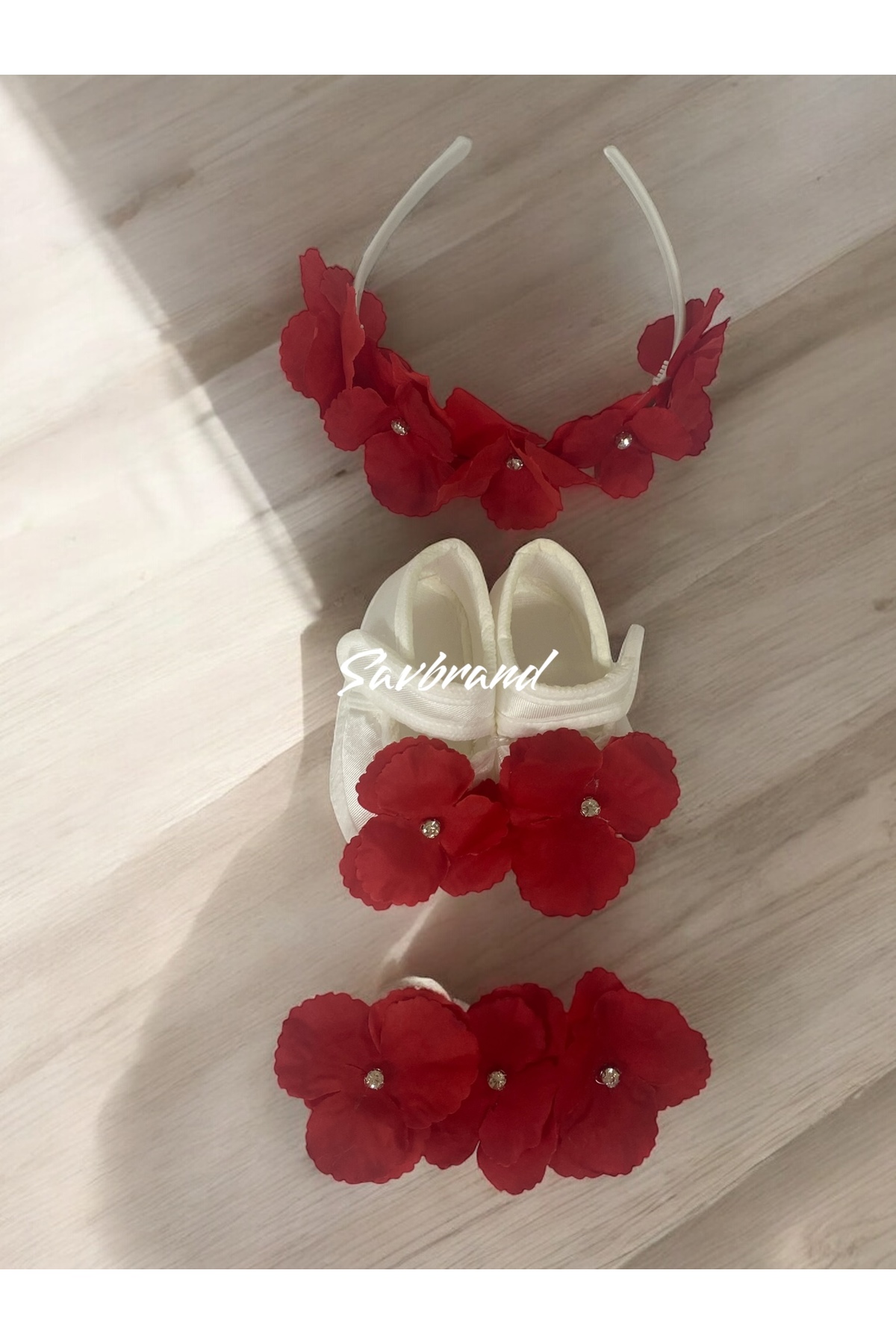 SavBrand Ortancalı Lohusa Anne Tacı Bandanası ve Bebek Patiği fotoğrafı 2 (önizleme)