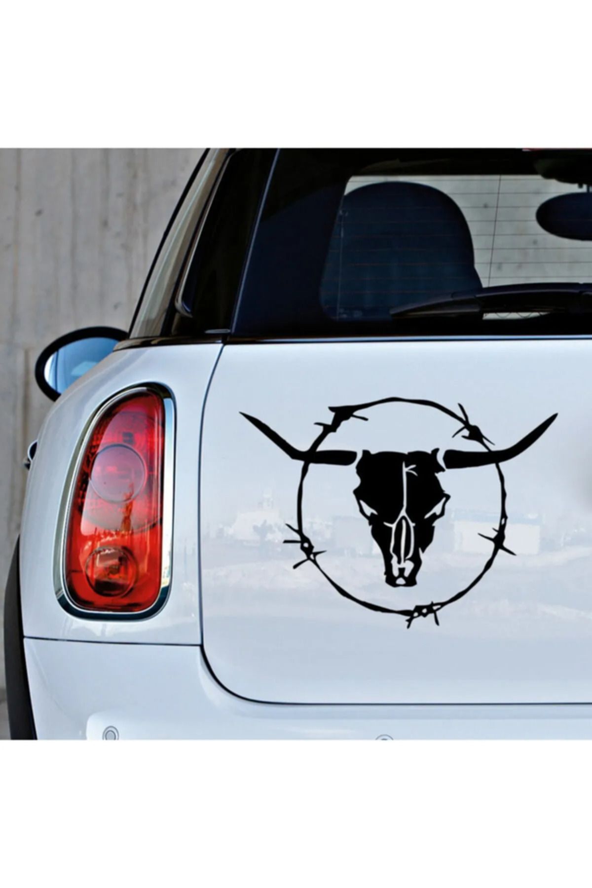 TSC Boynuzlu Boğa ve Dikenli Tel Etiket Araba oto Sticker Yapıştırma 20 cm Sİyah