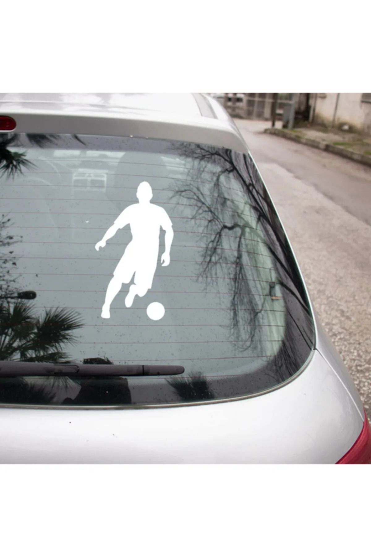 TSC Hızlı Top Süren Futbolcu Oto Araba Sticker Etiket Beyaz Renk 19CM