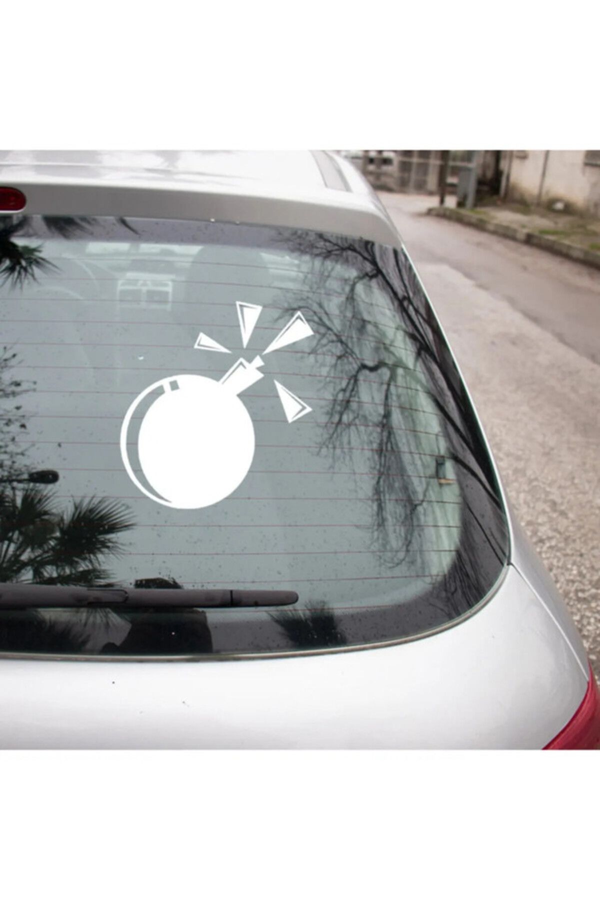 TSC Pimi Çekilmiş Patlayacak Araç Sticker 25cm Beyaz