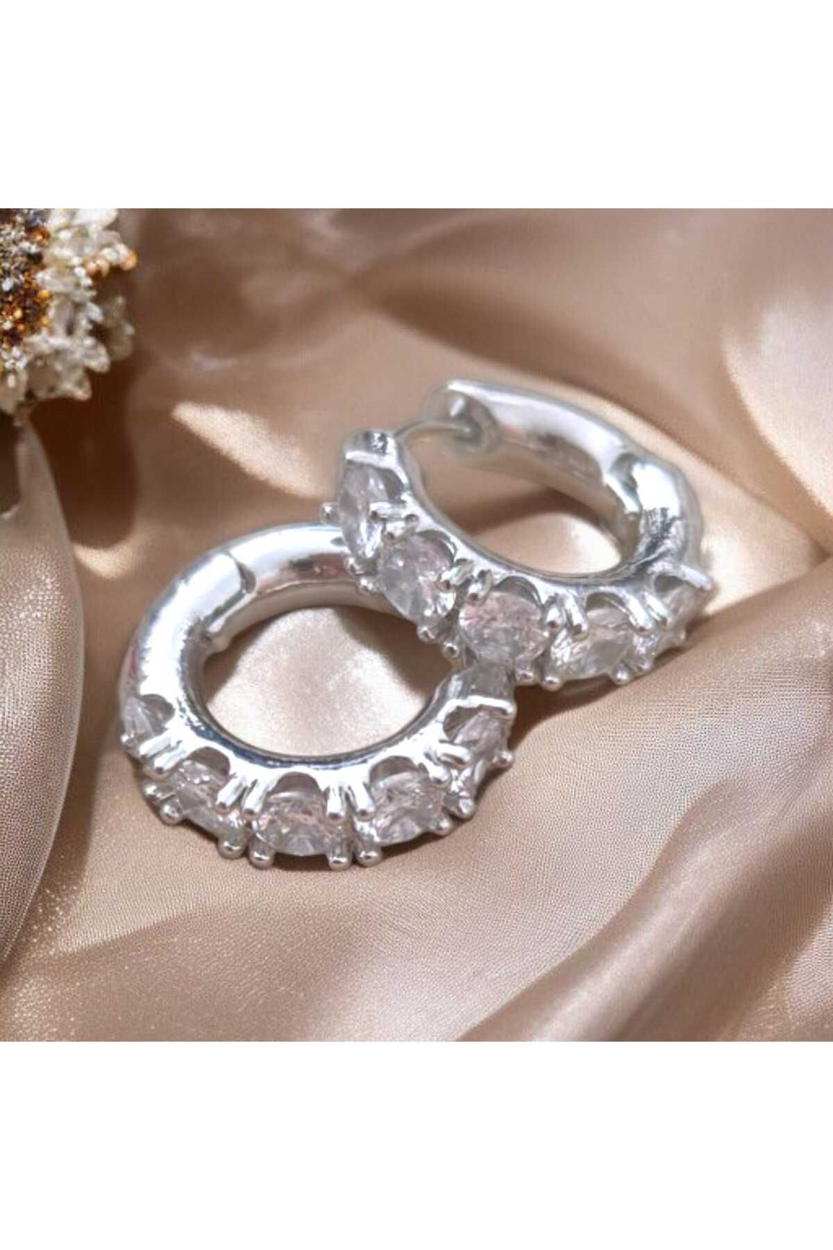 feyza collection 5 Taşlı Donut Model VIP Çelik Küpe