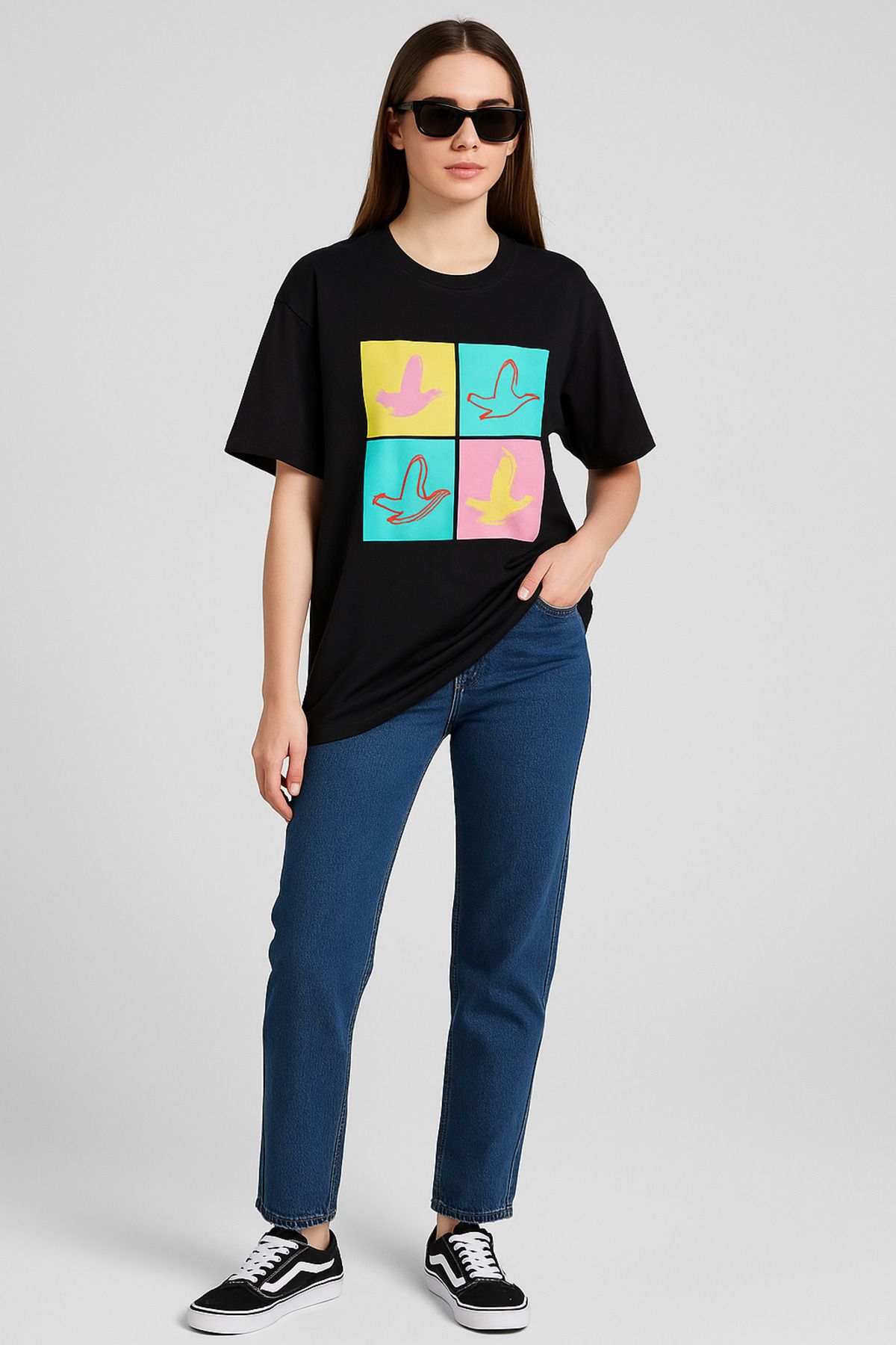 selveram Kadın Siyah Renk Bloklu Modern Kuş Baskılı Oversize Tişört