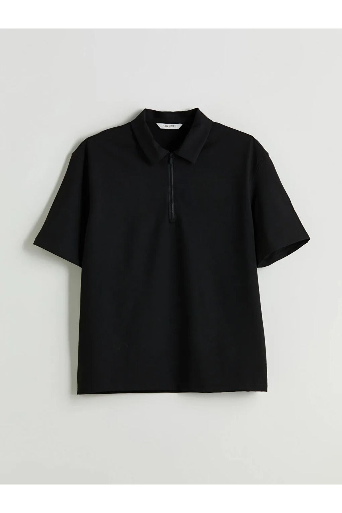 LC Waikiki LCW Vision Siyah Regular Fit Kısa Kollu Erkek Gömlek