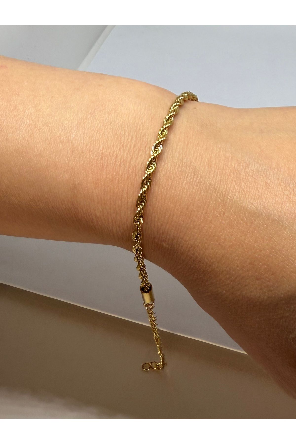 Gulsah's Store Çelik gold burma zincir bileklik