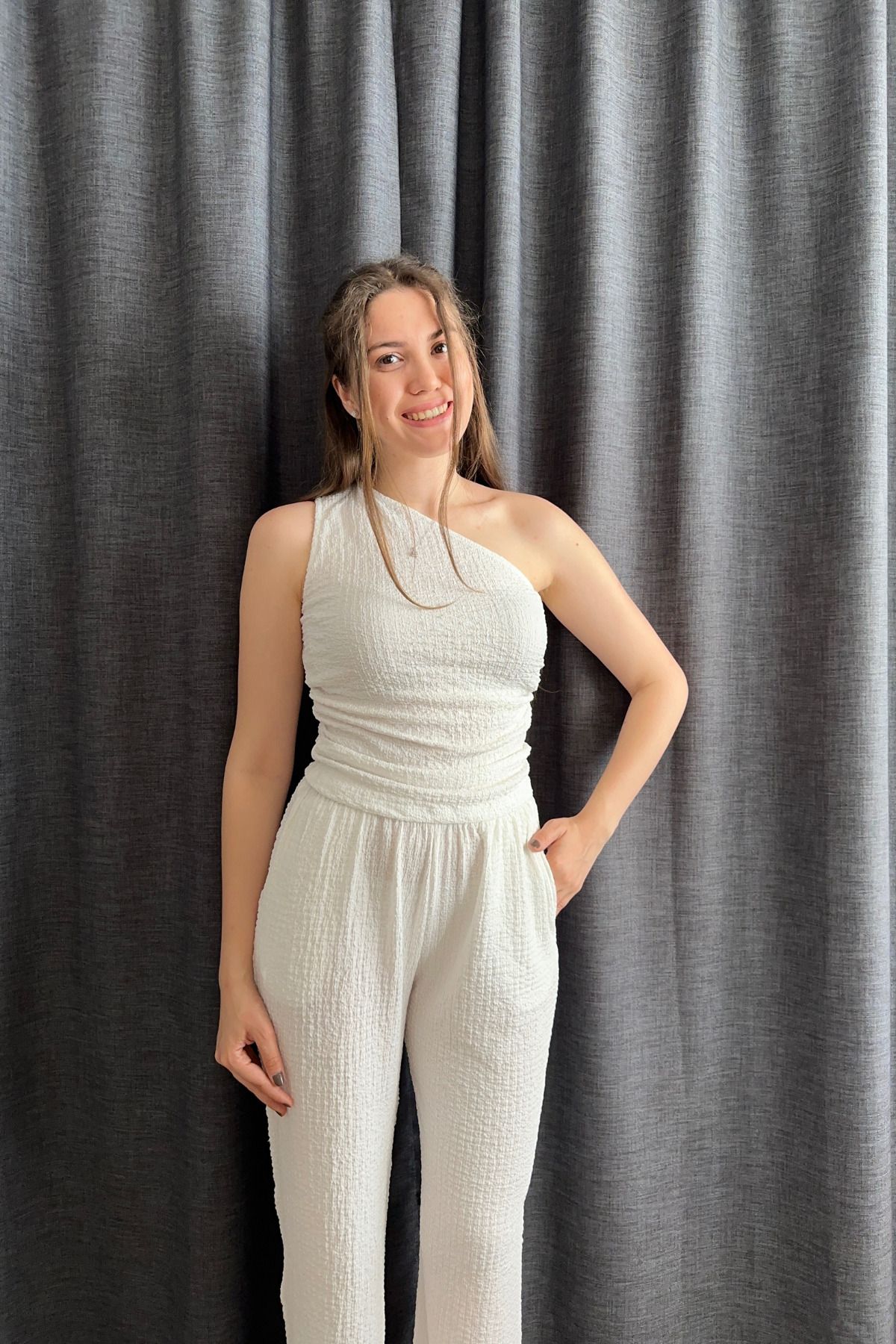 Sorridi-Oil Green One Shoulder Seersucker 2 Piece Set 3