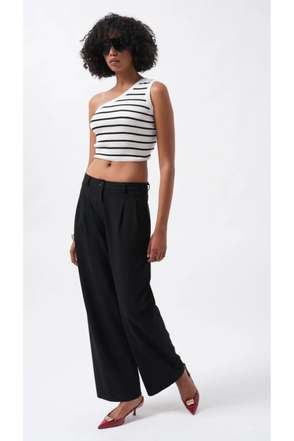 Butik Çift Pileli Bol Paça Pantolon
