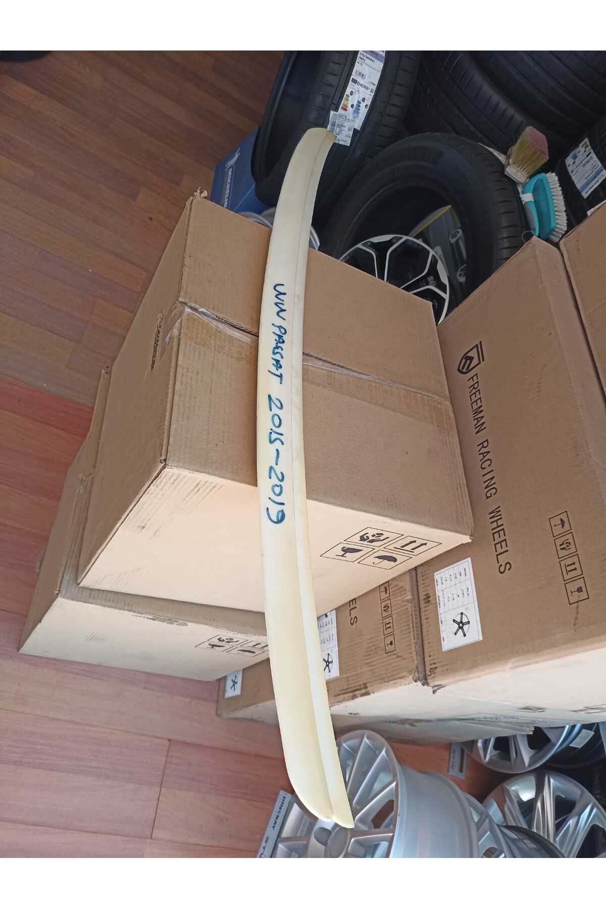 AKY Araç Spoiler Rüzgarlık Otomabil Spoiler Rüzgarlık Volkswagen Passat 2015-2019 BOYASIZ