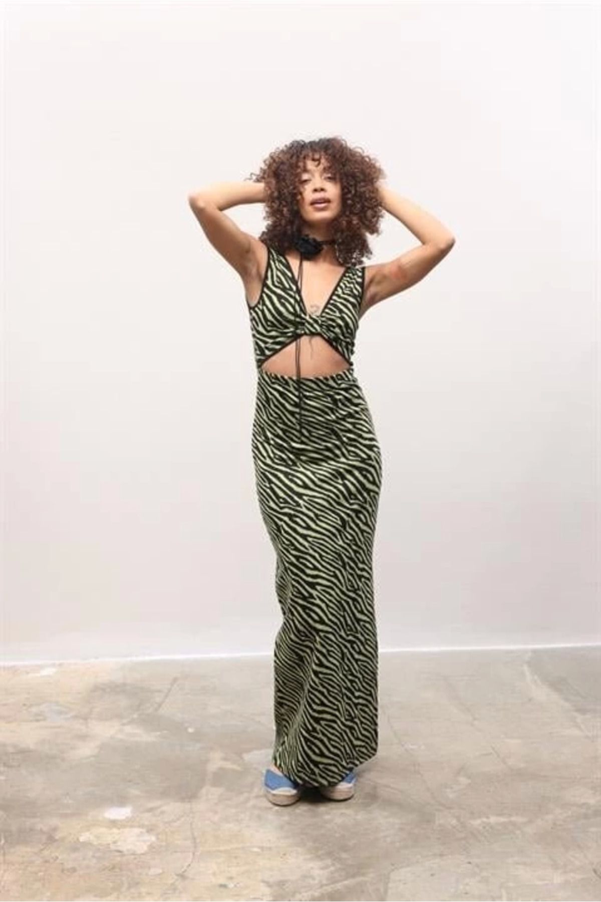 ZORM Bellatrix Cut Out Jakarlı Elbise 2677-8