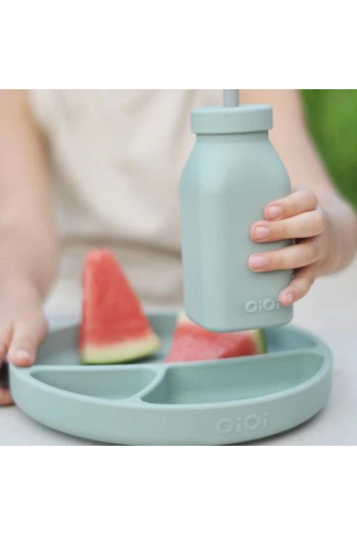 Omarı Şık Tasarımlı 200ml'lik Yeşil Gri Şişe ve Pipet Seti