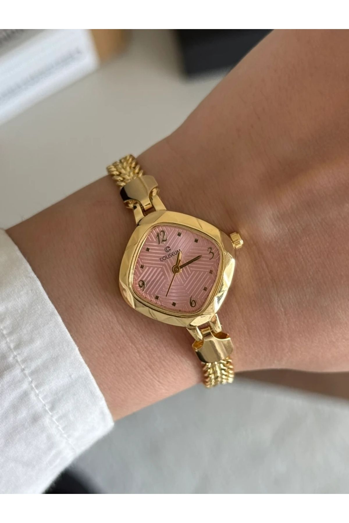 RoseandRoses Feruzea Örgü Zincir Kordon Minimal Kadın Kol Saati Gold (Pembe Kadran)