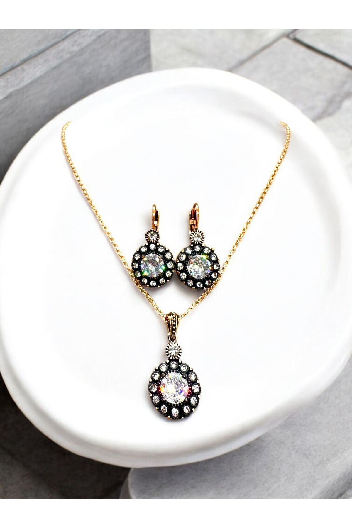 FUYA JEWELLERY Zirkon Taşlı Yuvarlak Kolye, Küpe Set