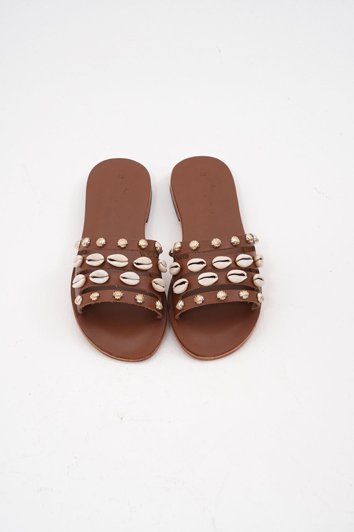 DaphneSandals El Yapımı Hakiki Deri Taba Deniz Kabuklu Kadın Terlik - 1987